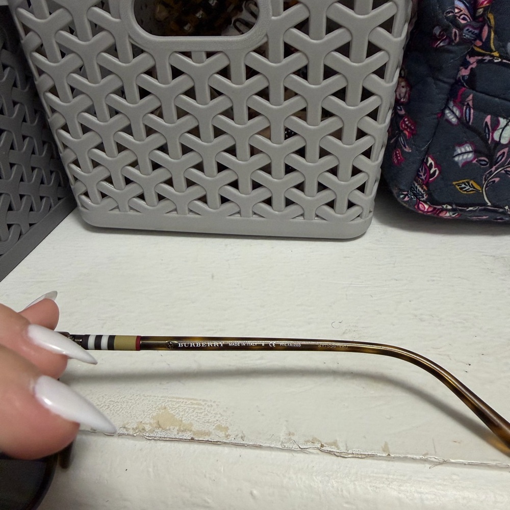 Burberry Men's Square Sunglasses in Tortoise Frame - Picture 4 of 6